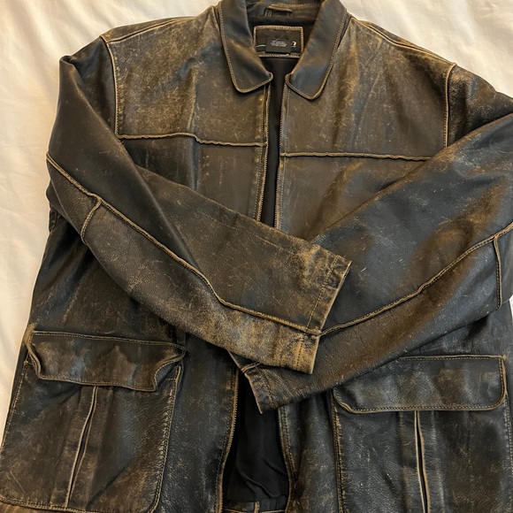 Mens BKE (Buckle) distressed leather jacket - Picture 3 of 5